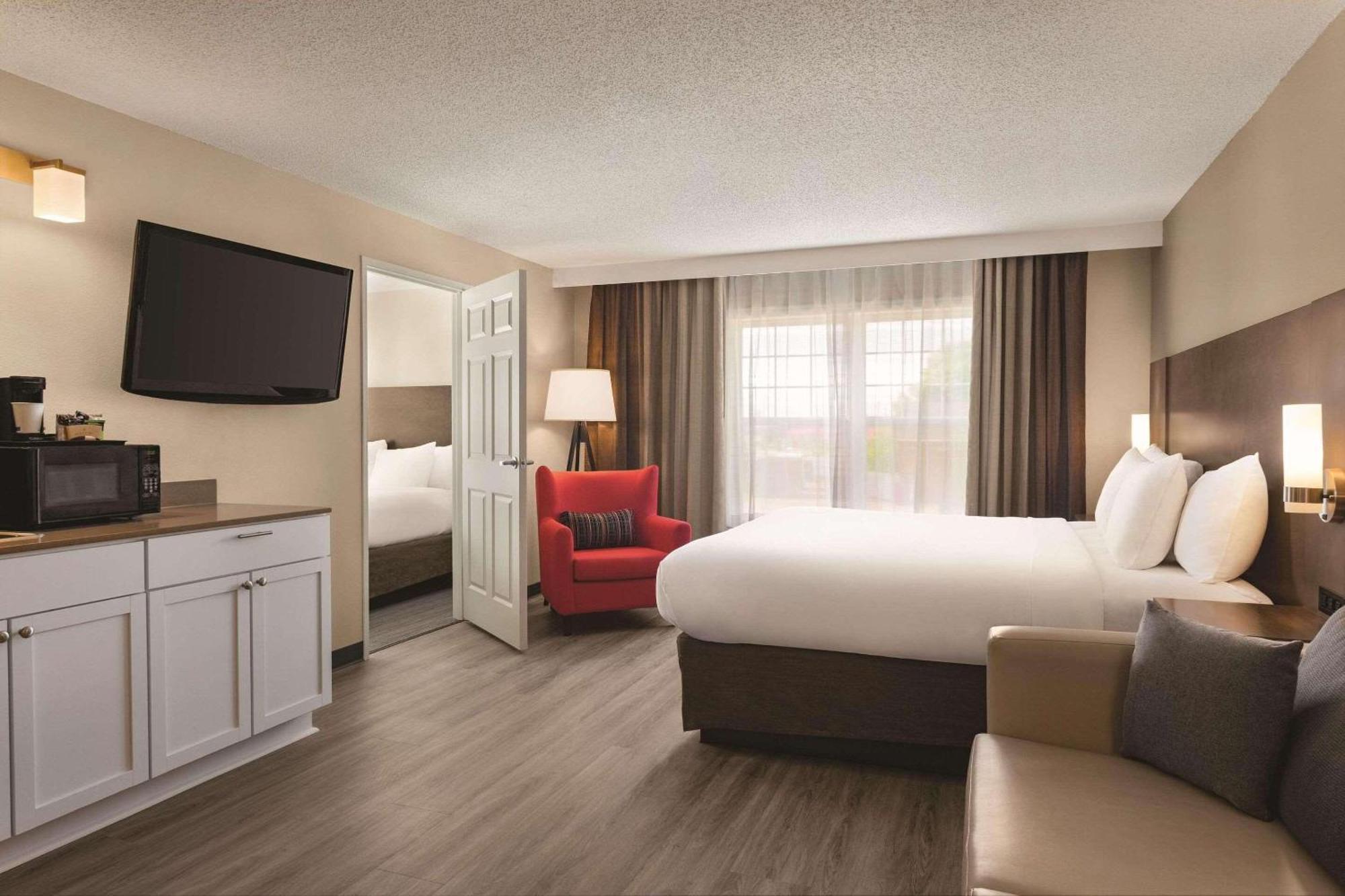 Country Inn & Suites By Radisson, Buffalo, Mn Exterior photo